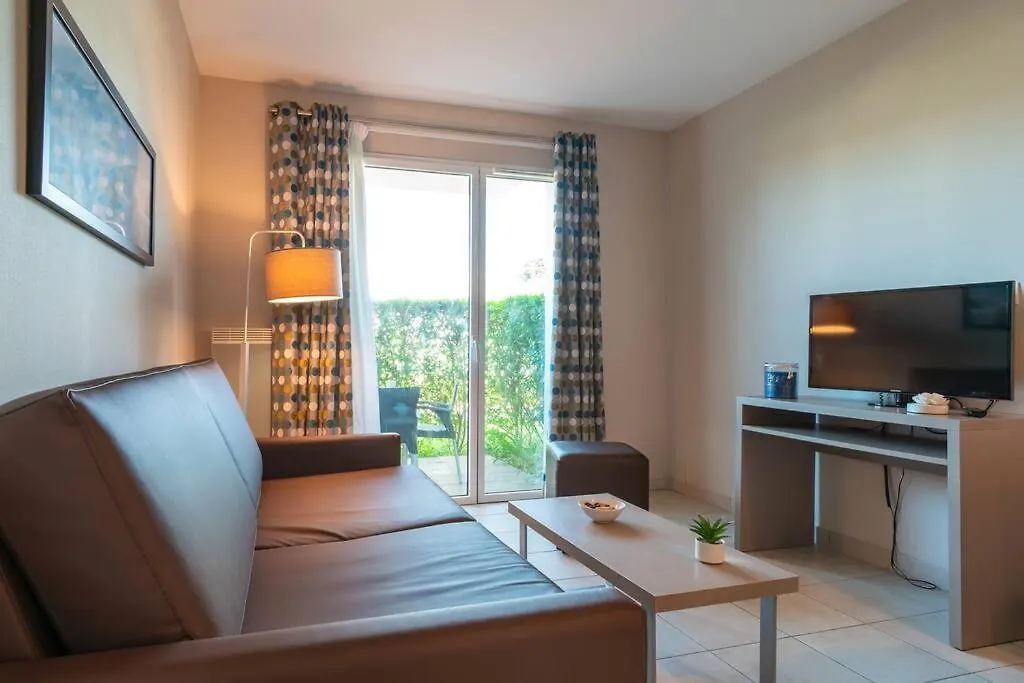 Appartement Les Thermes 406 - Appt Avec Piscine Partagee Concarneau